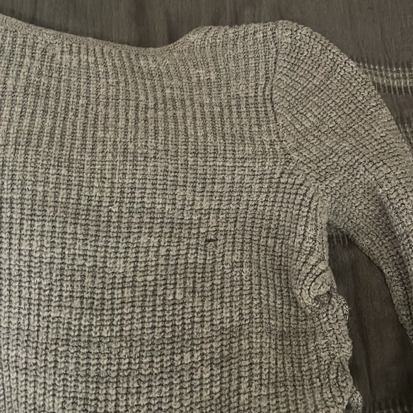 American Eagle Side Tie Sweater - Picture 6 of 6